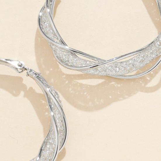 1 пара сережек Huggie в стиле ретро, ​​блестящие витые полые геометрические однотонные серьги с гальваническим покрытием, легкие украшения для ушей из нержавеющей стали, ювелирные изделия