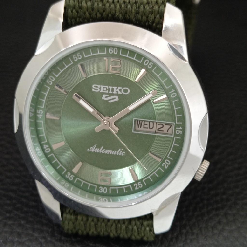 SEIKO 5 AUTOMATIC VINTAGE REFURBISHED JAPAN MENS GREEN DIAL WATCH a445672-1