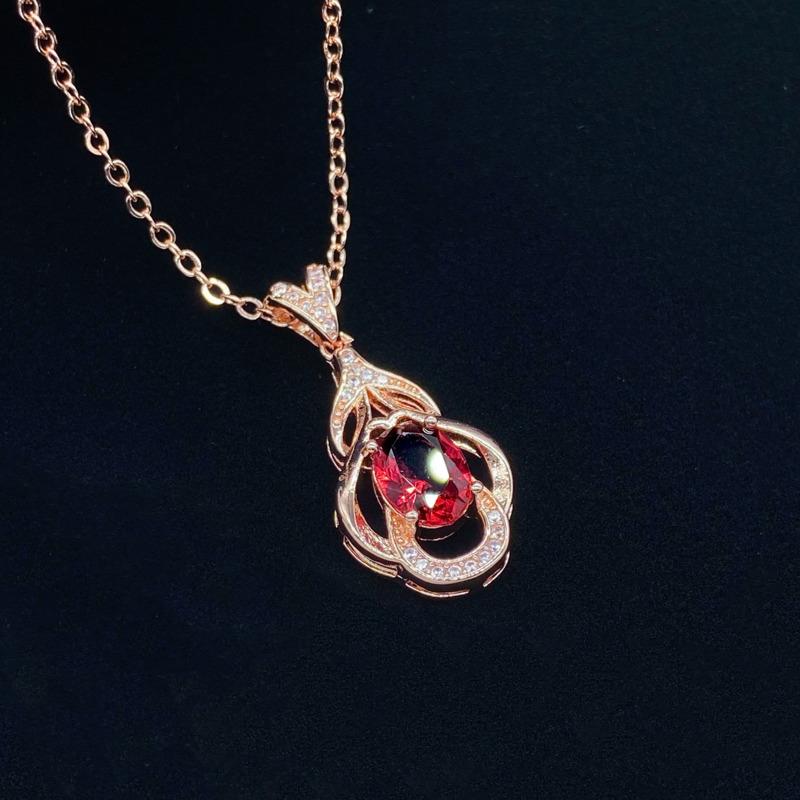 BELLA BOX Fashion Internet Celebrity Live Streaming New Product Simulation Red Tourmaline Oval Garnet Light Luxury Simple Pendant Necklace For Women