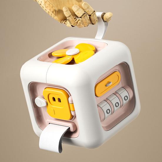 Кубик для развития мелкой моторики для малышей и девочек