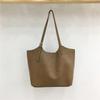 Milk Huhu Soft Leather Tote Bag  New Mother and Child Bag Korean Leisure Commuter Versatile Practical Handheld Shoulder Women's Bag