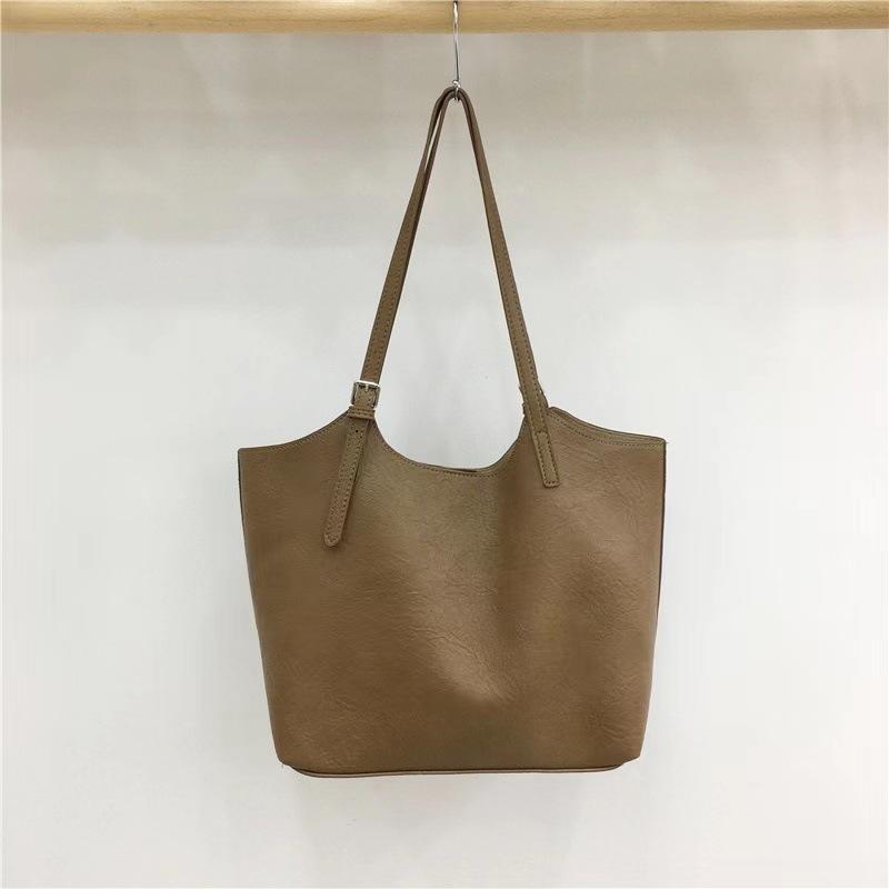 Milk Huhu Soft Leather Tote Bag New Mother and Child Bag Korean Leisure Commuter Versatile Practical Handheld Shoulder Women's Bag