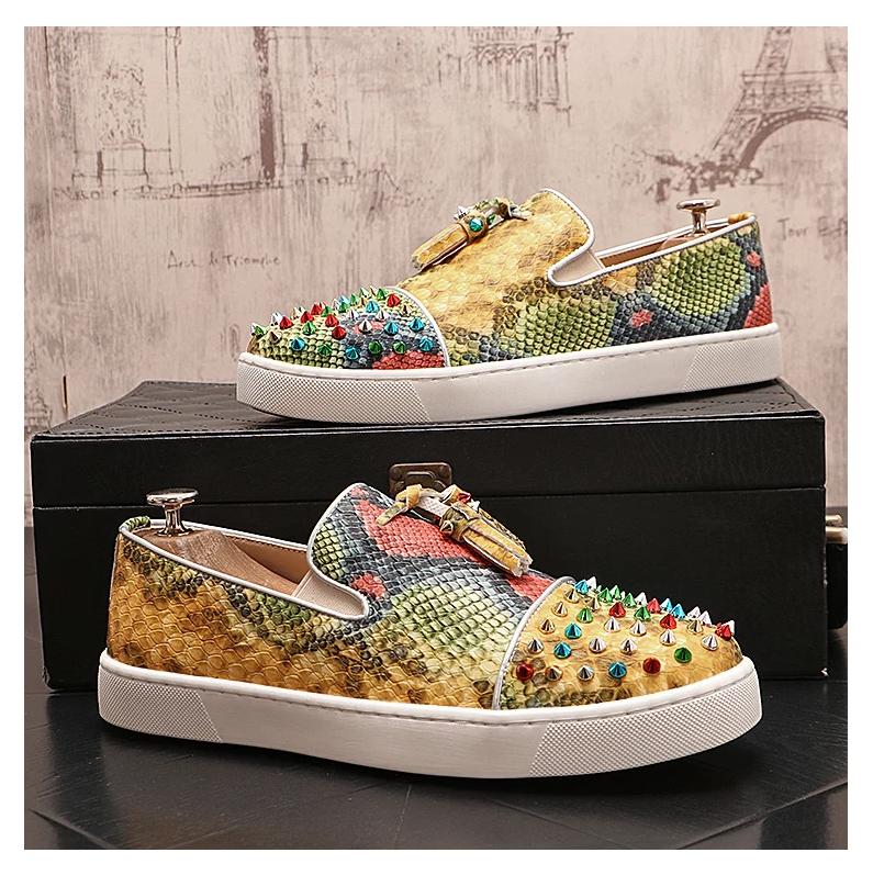 Мужская мода шипы заклепки обувь слипоны принт змеиной кожи заклепки обувь мягкая кожа балетки кисточки лоферы дизайнерская обувь мужская
