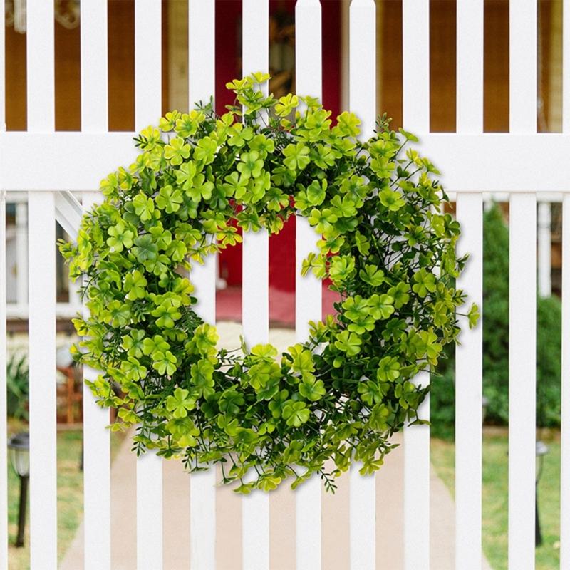 Green Wreath Artificial Four Leaf Clovers Garlands Green Hanging Tinsel Garlands Ornament for Patricks Day Decoration