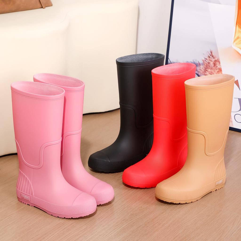 Rain shoes women's fashion adult tall rain boots Internet celebrities foreign style long tube shoes non-slip anti-rubber shoes kitchen boots