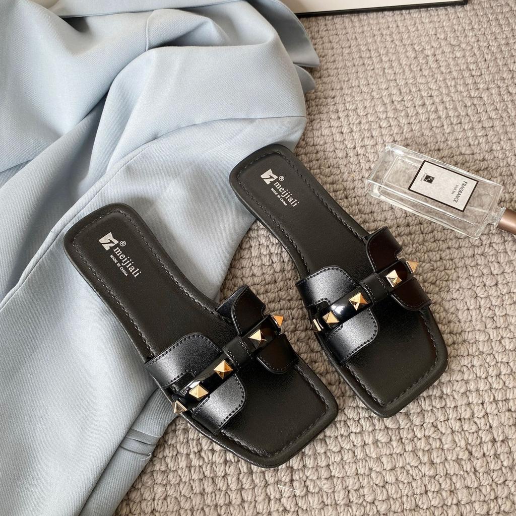 Новые тапочки женские летние модные универсальные на среднем каблуке прохладные тапочки