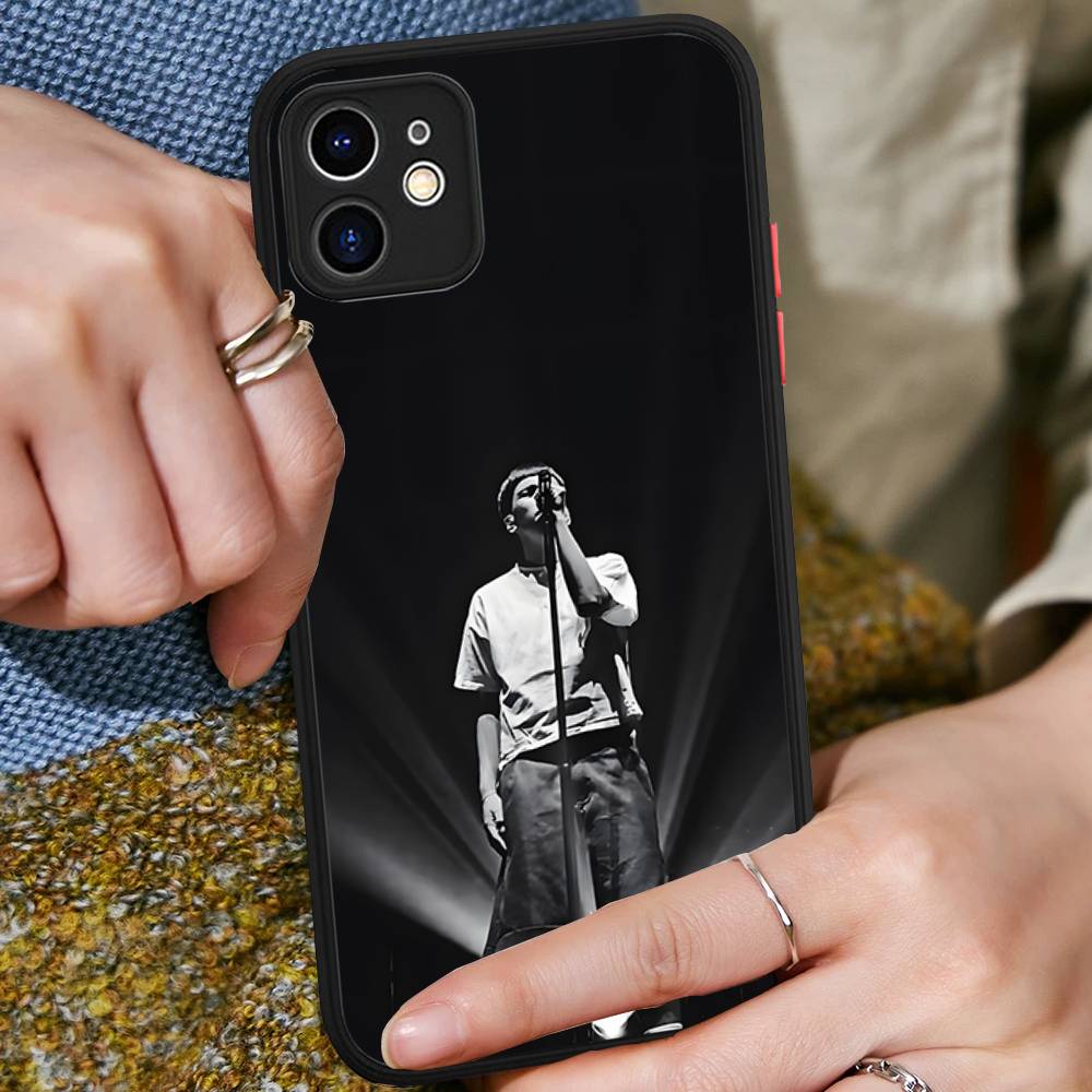Силиконовый чехол Singer M-Milo J для iPhone 16 15 14 13 12 11 Pro Max Plus X XS MAX Ударопрочный Матовый Чехол
