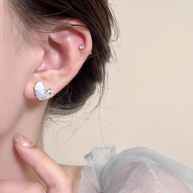Серьги-сердечки из кристального синего льда для женщин: Элегантные, шикарные и изысканные ювелирные изделия