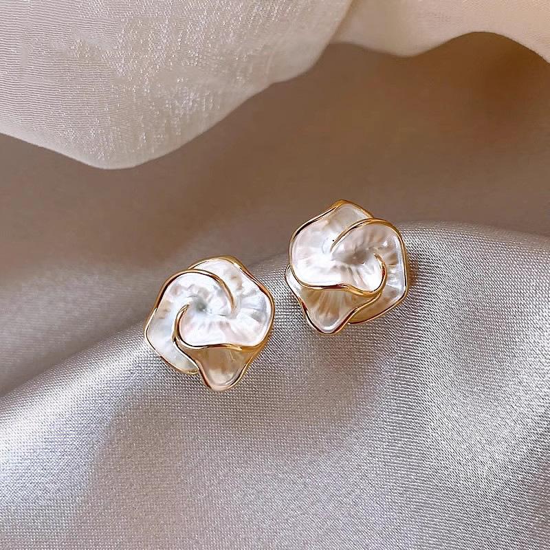 Camellia stud earrings women's 2025 popular design earrings 925 silver needle earrings