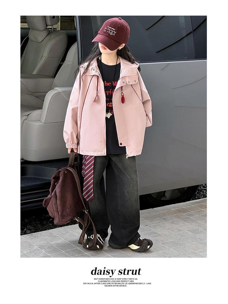 Трендовая ветровка для девочек 2025 - Стильная осенне-зимняя верхняя одежда для учениц средней школы