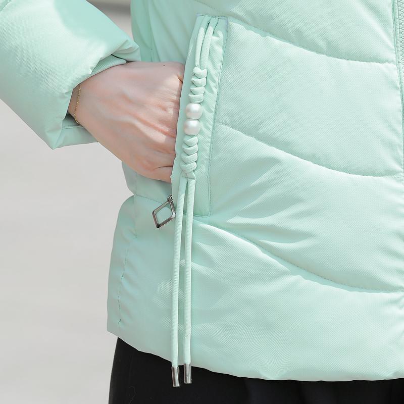 Fashion Winter Short Coats Female Parkas Hooded Faux Fur Collar Lady Jackets Thick Warm Outerwears