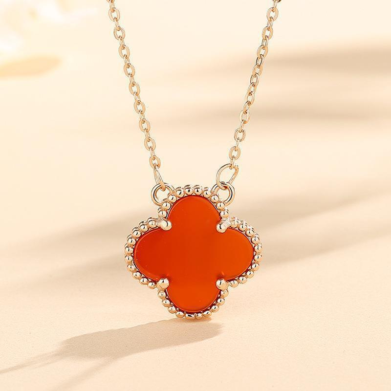 Четырехлистный клевер на удачу, классическое универсальное ожерелье для женщин, простая подвеска на ключицу, подарок на день рождения