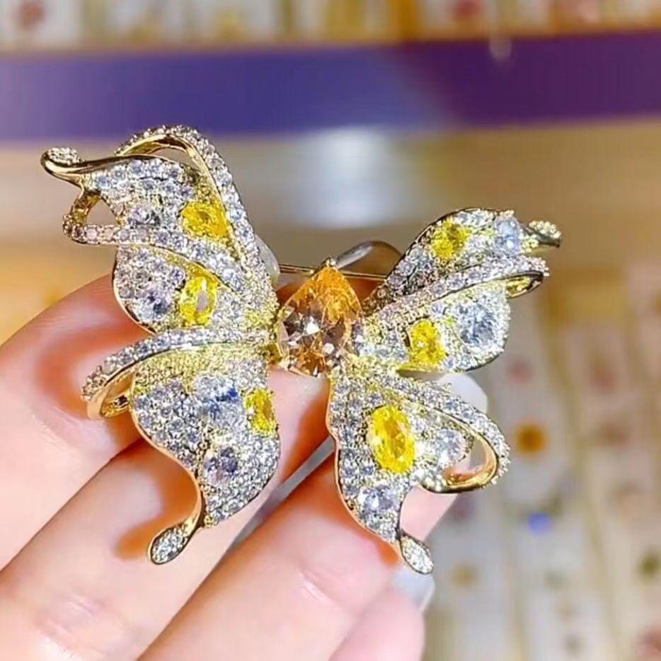Изысканное ювелирное изделие из циркона с желтым бриллиантом, элегантная брошь-бабочка в стиле ретро, роскошная маленькая брошь высокого класса, универсальный женский корсаж