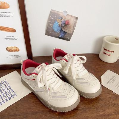 Розовые сетчатые дышащие спортивные и повседневные кеды на толстой подошве женские 2025 весна и осень новая универсальная шнуровка немецкие тренировочные туфли