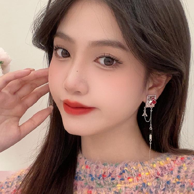 Трендовые длинные серьги с кисточками и игральными картами, серьги с милым характером, аксессуары, модная бижутерия для женщин и девушек