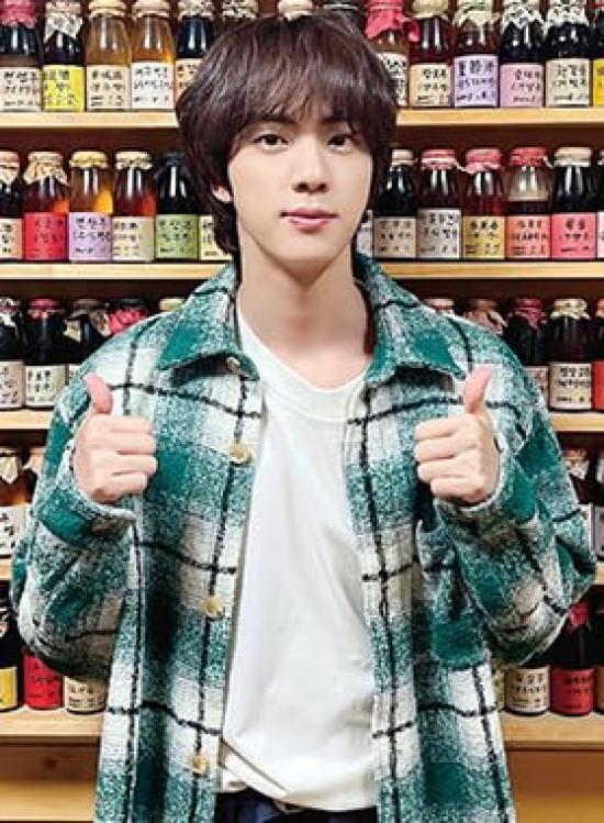 Товары JIN Постер 12 листов 1 набор наклеек BTS Bangtan 12 постеров 1 набор наклеек + + (ДЖИН_2)