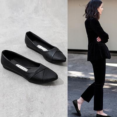 Черная женская повседневная обувь. Легкая противоскользящая дышащая женская повседневная обувь.