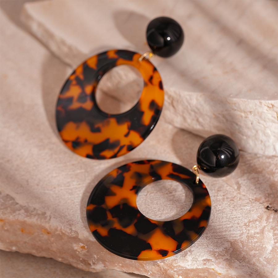 Винтажные круглые серьги из смолы с вырезами и леопардовым принтом - Высококлассная европейская и американская мода для женщин