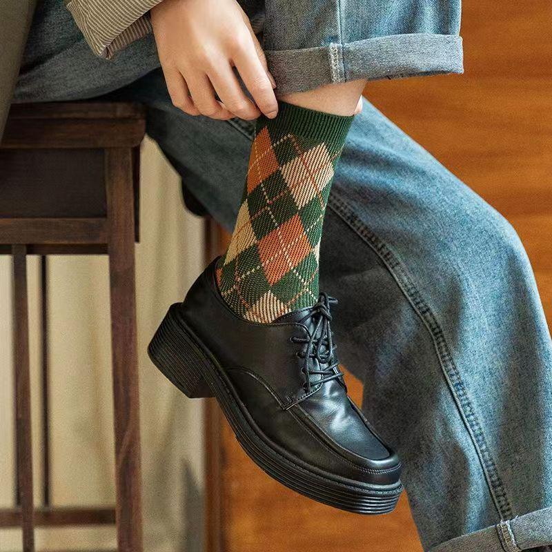 Носки для девочек в стиле колледжа с ретро-ромбами — японская мода, средняя длина, осень/зима