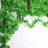 Искусственные зеленые лозы: Потолочное украшение из пластиковых листьев и цветов