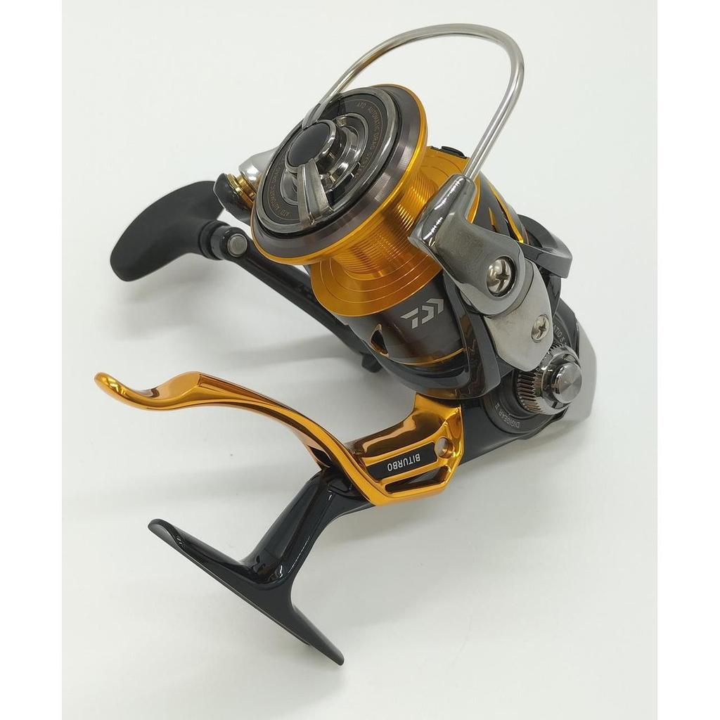 Б/у спиннинговая катушка DAIWA LAXUS 3000LBD