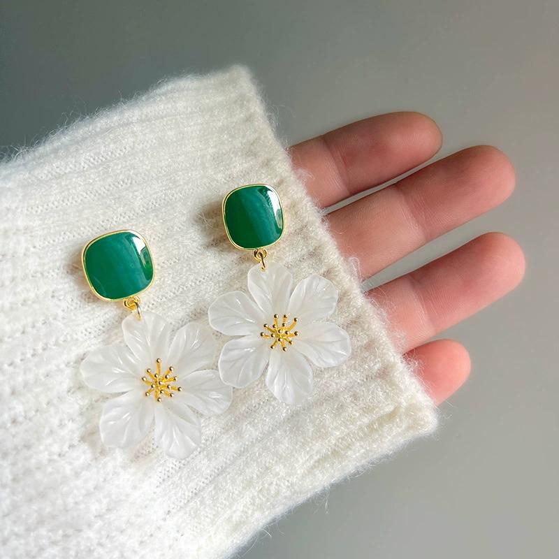 Acrylic Transparent Flower Earrings Elegant Stylish Design Forest Style Square Green Drop Glazed Earrings Women's Jewelry