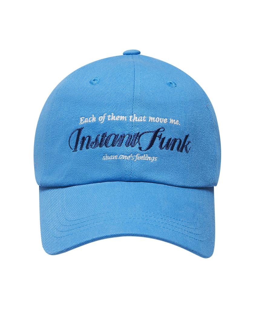 Бейсболка с вышитым логотипом INSTANTFUNK рукописным шрифтом