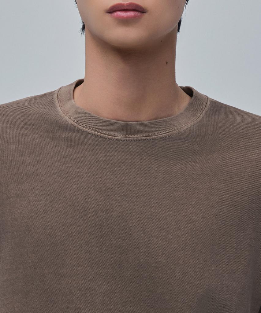 MUSINSA STANDARD Pigment Relaxed Crew Neck Long Sleeve T-Shirt [Brown]