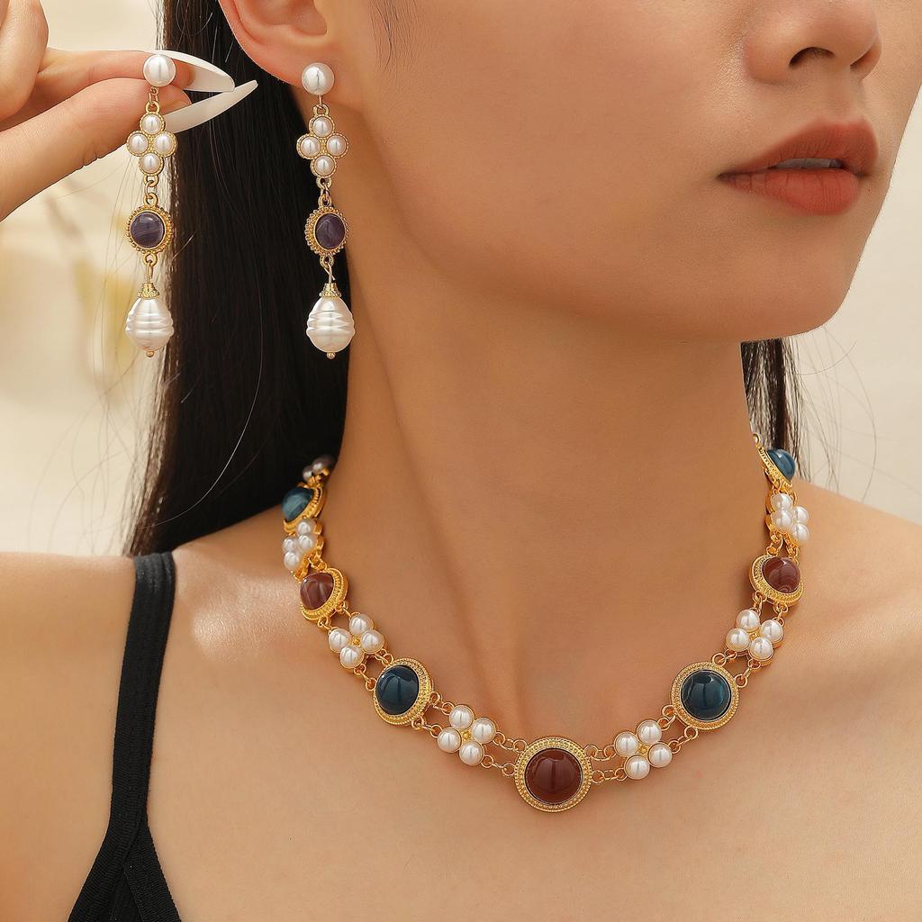 Medieval Vintage Court Style Fashion Geometric Imitation Pearl Double Layered Necklace Pendant Earrings Set Clavicle Chain