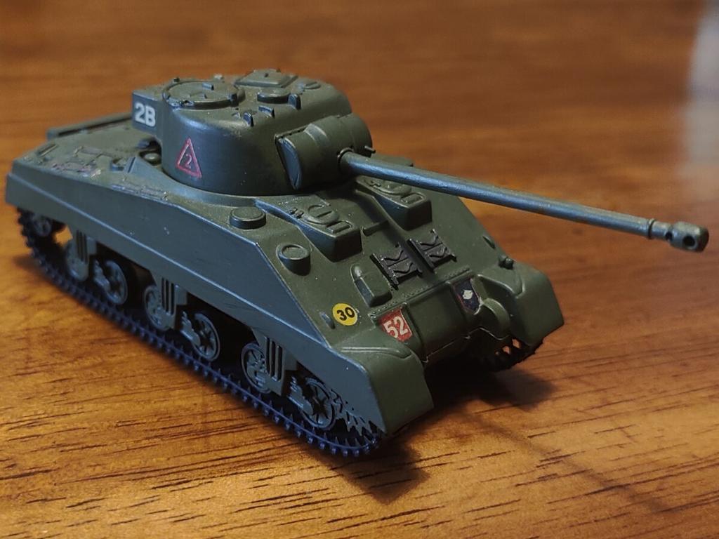 Танк Revell Sherman Firefly 1/76 (Готовая модель, Британская)
