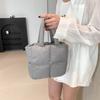 Сумка из стеганого космического хлопка Нейлоновая объемная сумка через плечо Простая сумка-тоут "Облако" Для девочек