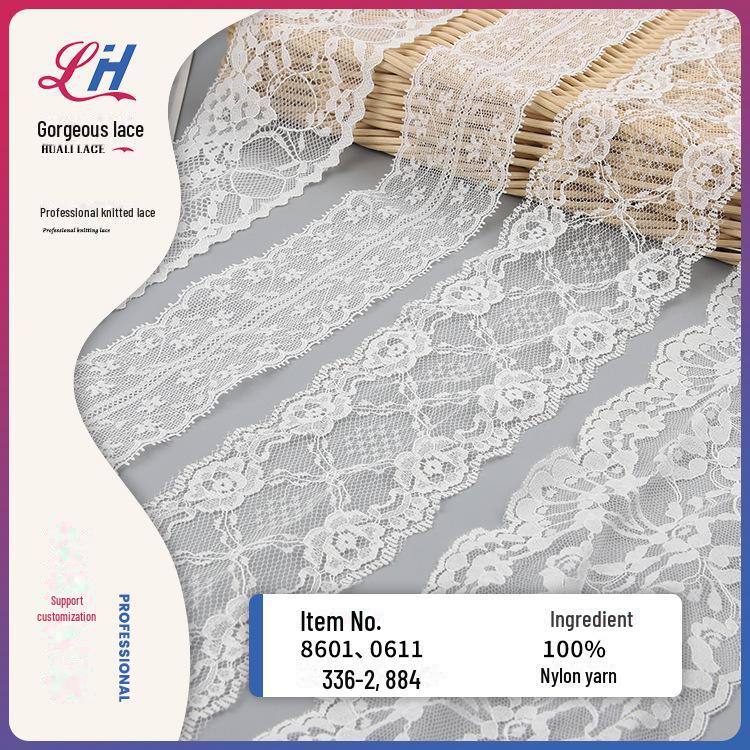 Белое неэластичное кружевное платье-футболка с вырезом и кружевными аксессуарами