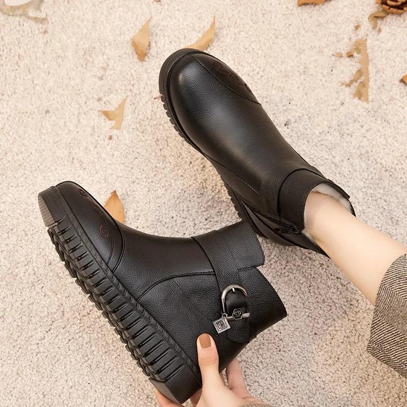 Водонепроницаемые зимние ботинки 2024 года из натуральной кожи для женщин, теплые теплые зимние ботинки из толстого плюша для мам