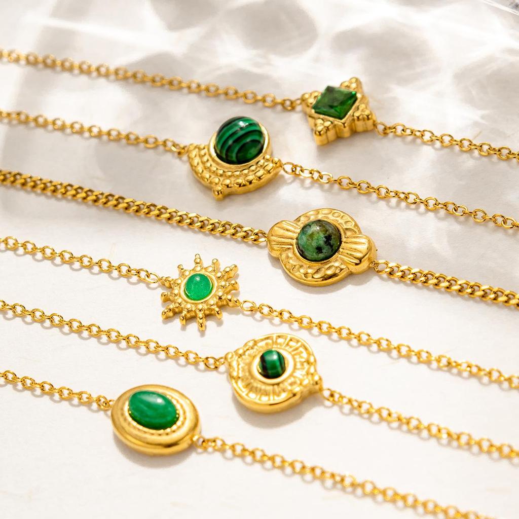 Браслет из титановой стали в стиле ретро-дворца с покрытием из 18-каратного золота и натуральным изумрудом для женщин