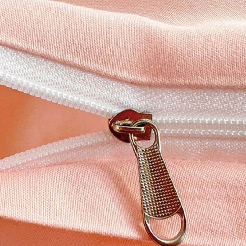 Четыре сезона Универсальный мультяшный стиль Комплект постельного белья из четырех предметов Комплект стеганых одеял из трех предметов для общежития Простыня Простой маленький комплект из четырех предметов