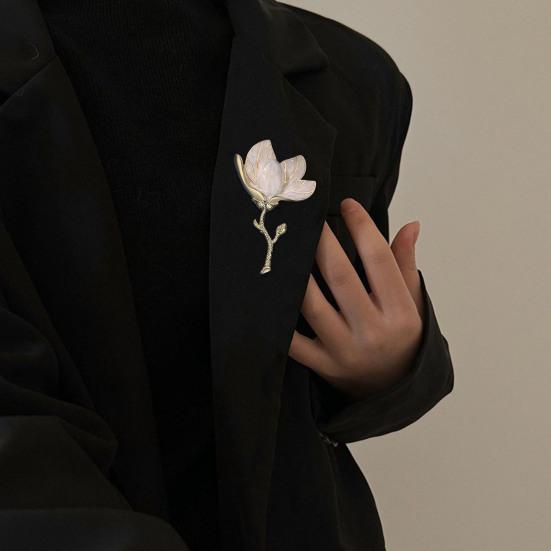 Брошь «Цветок магнолии» для женщин, эмалированный сплав, цветок, булавка на лацкан для курток, платьев, пальто, шляп, аксессуаров