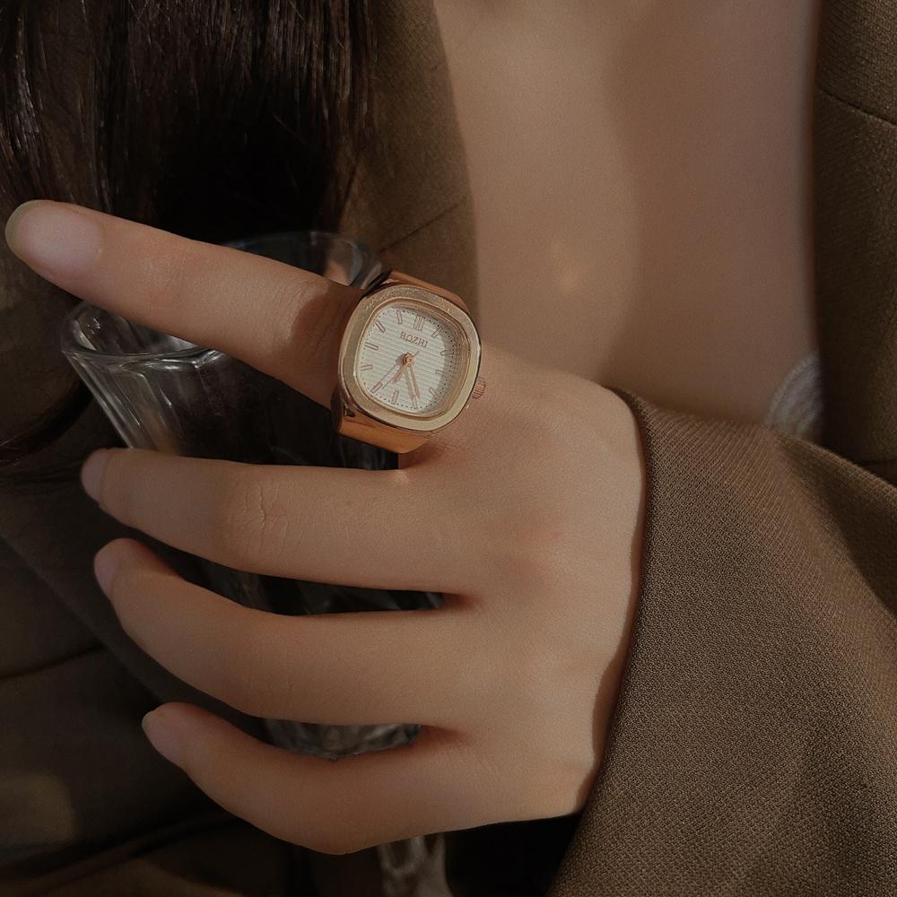 Ring Quartz Watch Creative Alloy Shell Finger Square Dial Couple Men And Women
