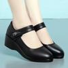 High-quality Soft Leather Soft-soled Small Leather Shoes Spring New Soft-soled Non-slip Slope Heel Medium and Old Single Shoes