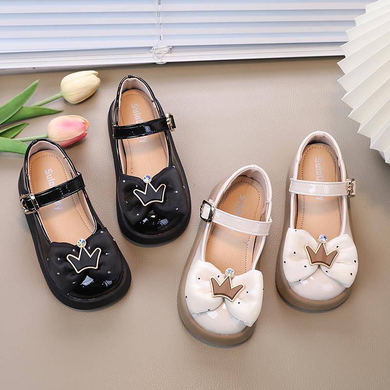 Новинка 2023 года, детские неглубокие лоферы для девочек, Нескользящие детские модные туфли принцессы с круглым носком с короной на липучке, Прямая доставка