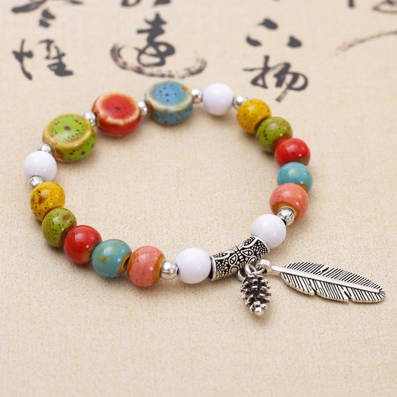 Подвеска в виде бабочки, эластичный браслет, цветной стеклянный браслет с бусинами для женщин и девочек, простой браслет, ювелирные изделия, подарки