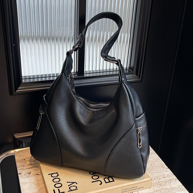Underarm Bag for Women Large Capacity Autumn Winter New Casual Single Shoulder Crossbody Bags Fashion Commuting Handbags