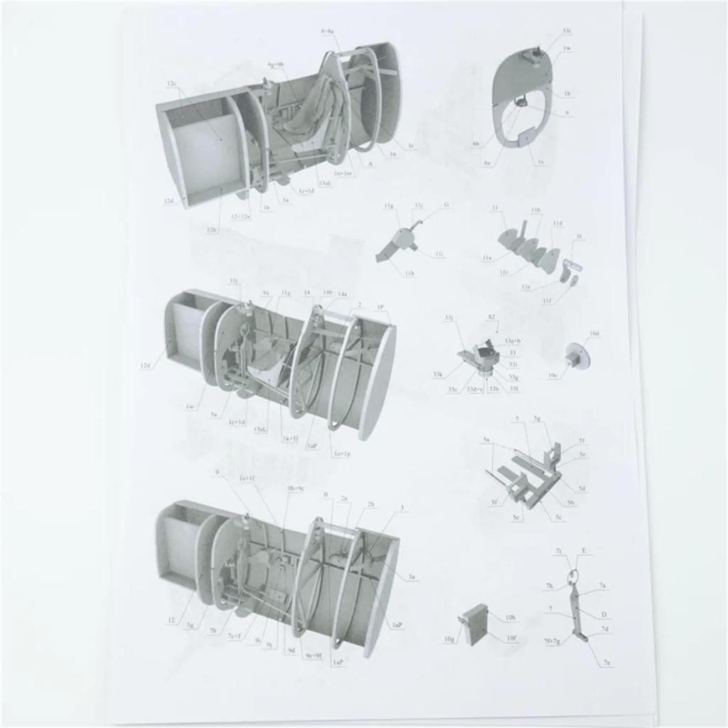 Самолет из бумаги своими руками, истребитель Supermarine Spitfire, бумажный самолет, набор пластиковых моделей 133 (Разобранный комплект)