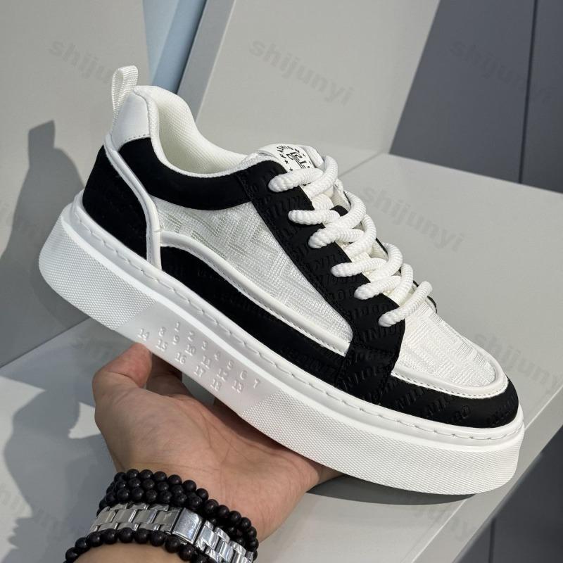 Модная мужская белая повседневная обувь 2025 Осень Новая дышащая удобная обувь на плоской подошве Модная обувь на шнуровке для улицы с увеличением высоты Вулканизированная обувь