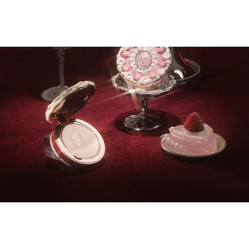 Flower Knows - Прессованная пудра "Клубничный Купидон" - 01 Мягкий лавандовый