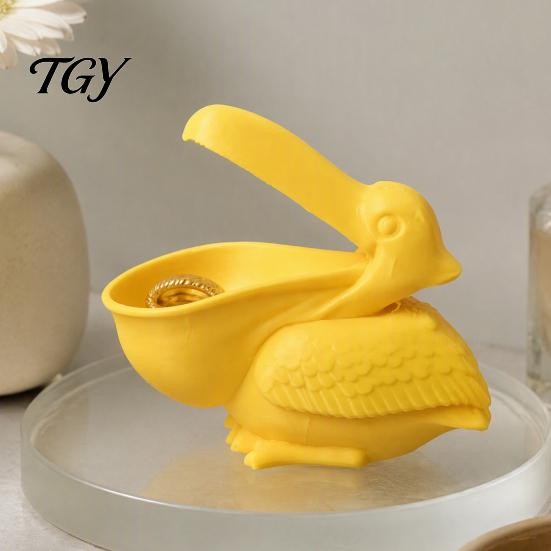 Office Stationery Holder Pelican Desktop Storage Organizer, Decorative Animal Figurine Container, Eco-friendly Unique Gift for Bird Lovers PLA Statue