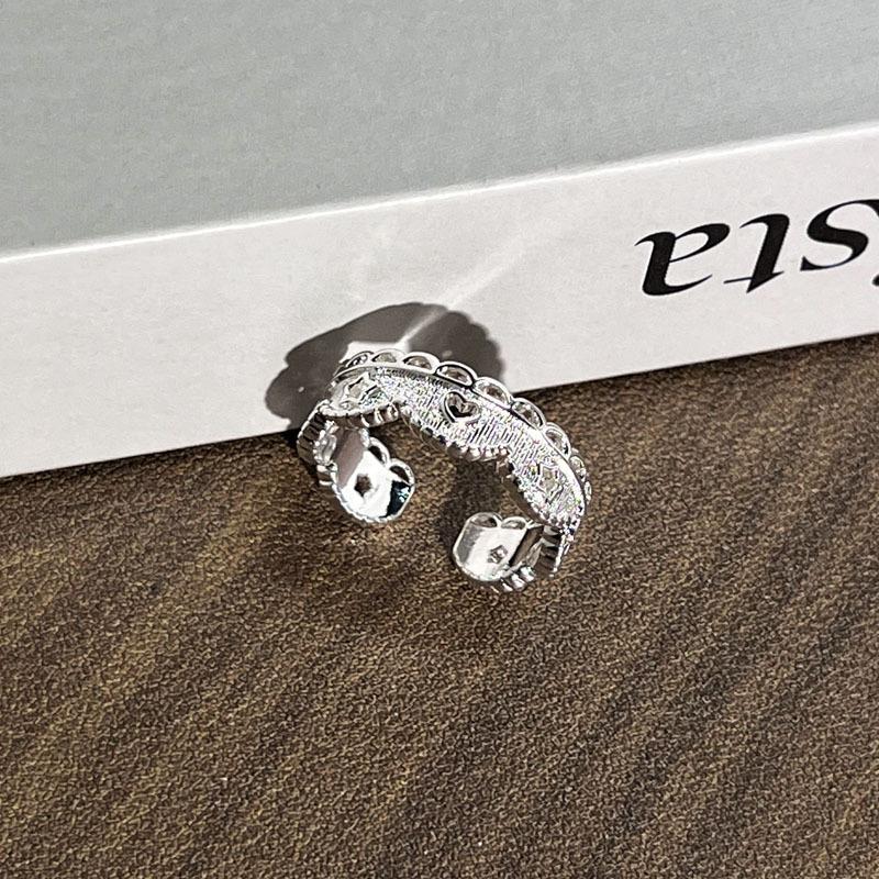 French gentle wind exquisite simple ring female stack wearing lace fashionable hollow temperament cold wind versatile index finger ring