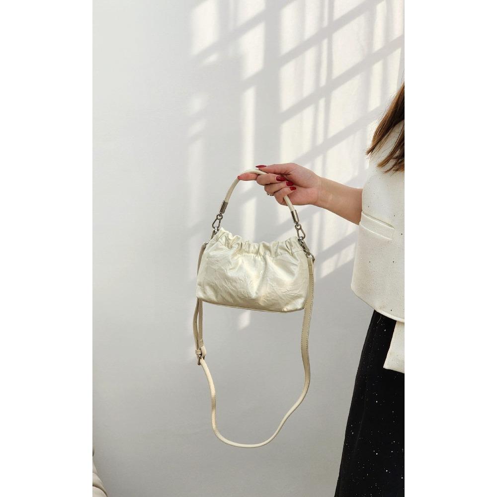 Minority Design Korean Version Cloud Shoulder Bag Women's 2025 New Style Underarm Strap Bag 100% Linen Leather Lining Small Bag