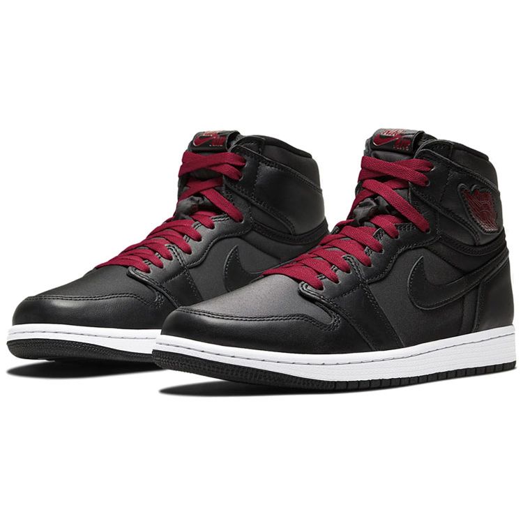 Air Jordan 1 Retro High OG Black Gym Red Unisex Sneakers Metallic-Silver 555088-060