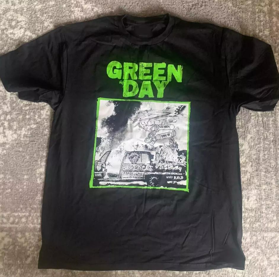 Shirt 2024 Green Day The Saviours Tour 2024 Tour T-Shirt Mens Womens Tees Top size S-4XL