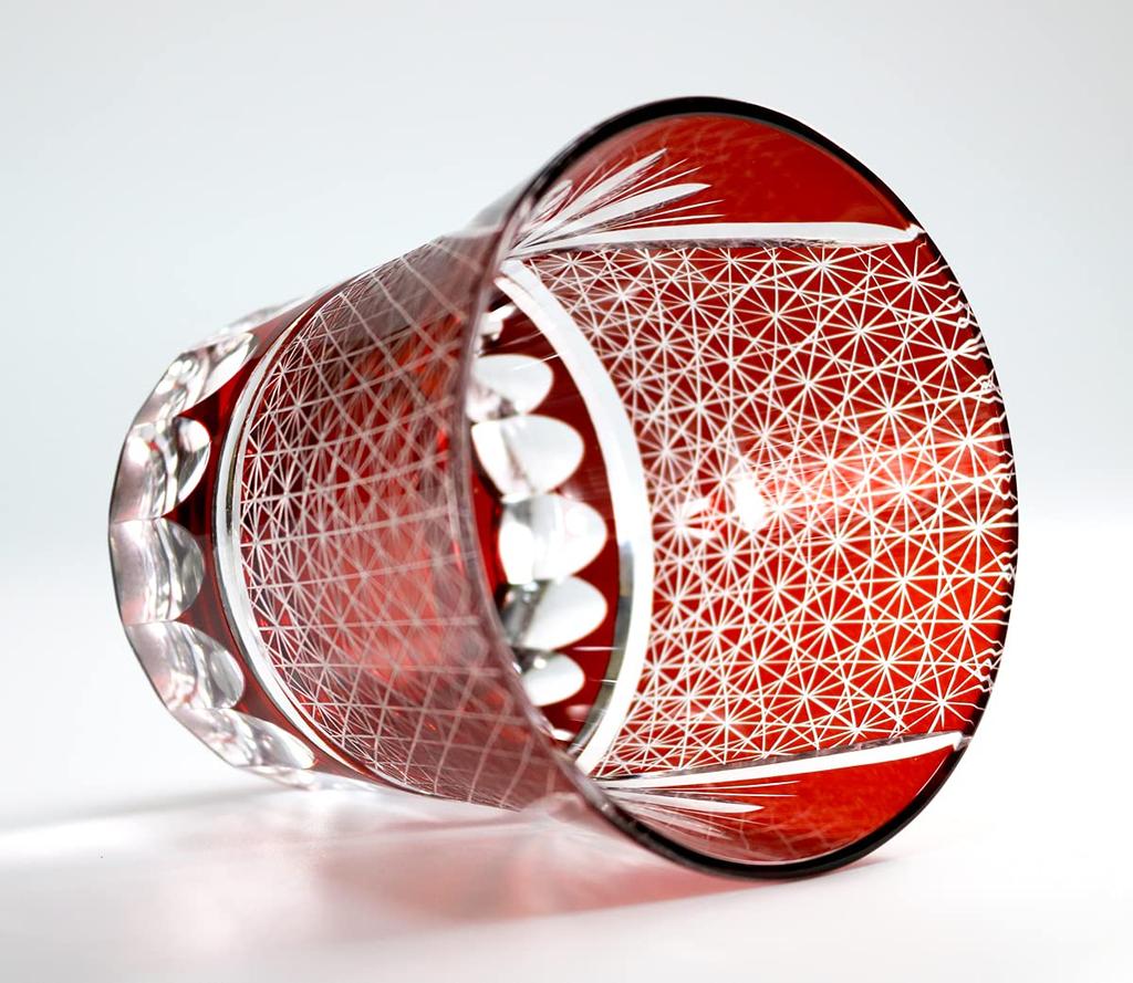 GREEM MARKET Crafts with Wooden Box Glasswork Kiriko Glass Cup Shochu Glass Chrysanthemum Tsunagi Pattern Kiriko Glass Product GMS00763 Number (Red)
